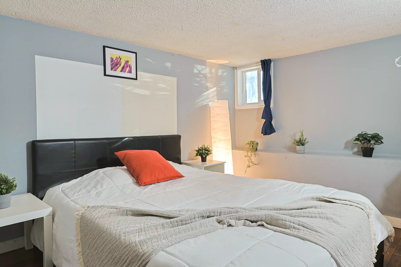 2095 Ferndale Street — student accommodation in Burnaby