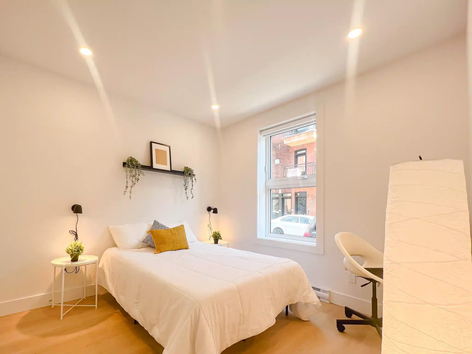 364 Rue Delinelle — student accommodation in Montreal