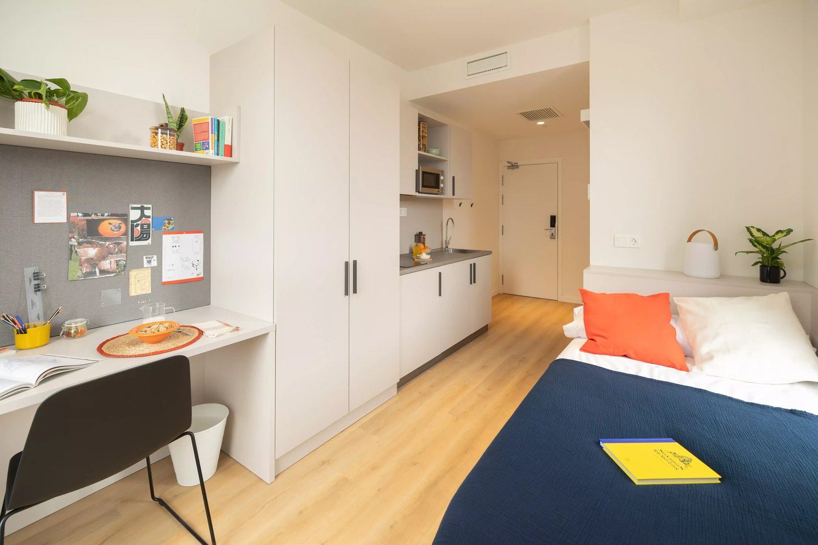 Canvas Luna — student accommodation in Salamanca