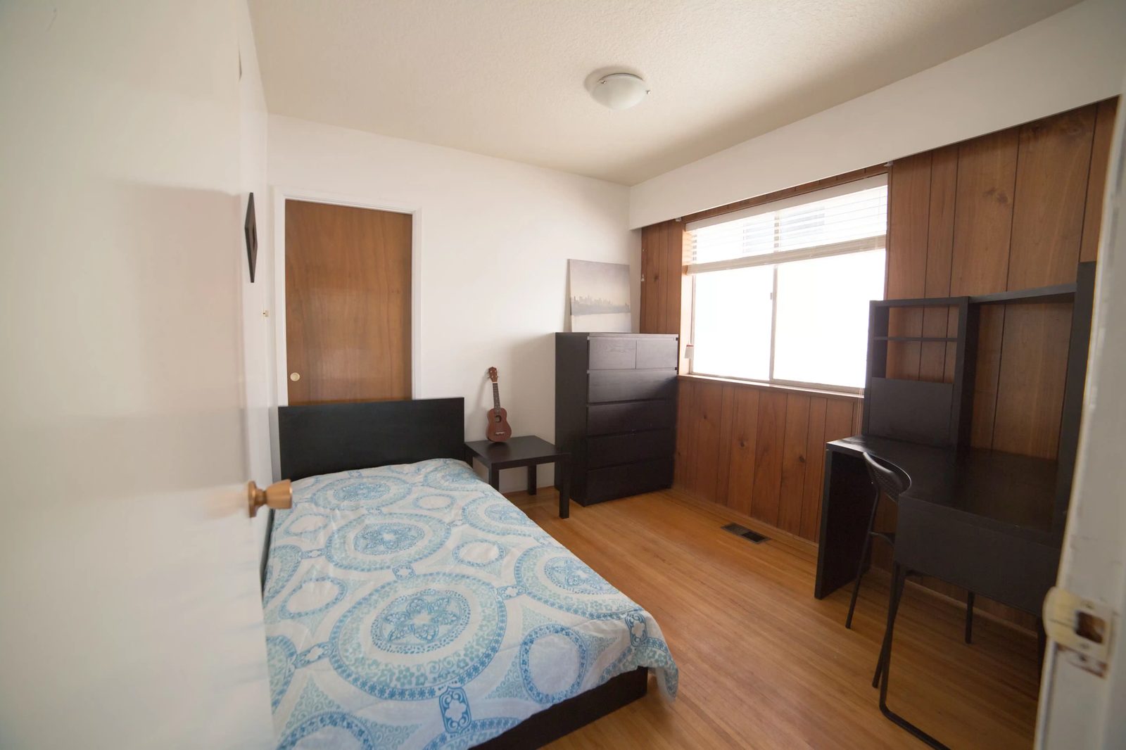 8555 Fremlin St — student accommodation in Burnaby