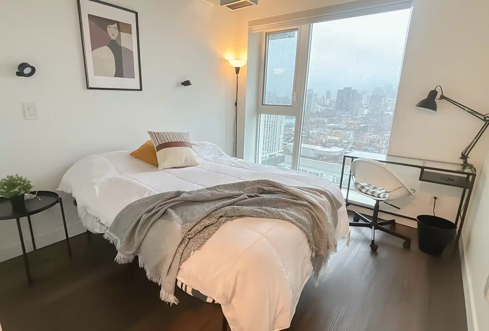 748 Bathurst St — student accommodation in Toronto