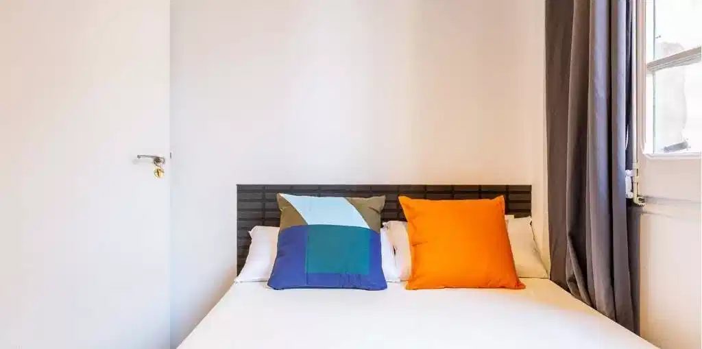 Antiga Travessera 1 — student accommodation in Barcelona