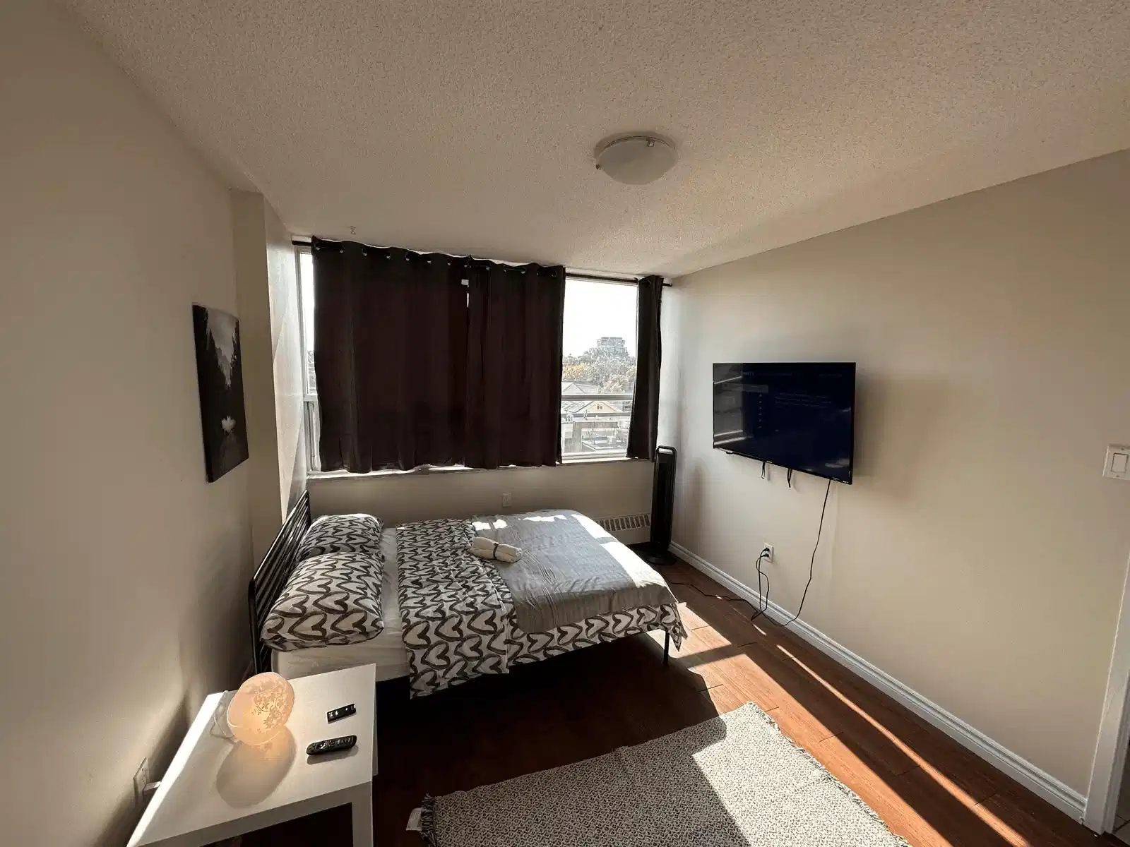 Pearson Housing 222 Elm St — student accommodation in Toronto