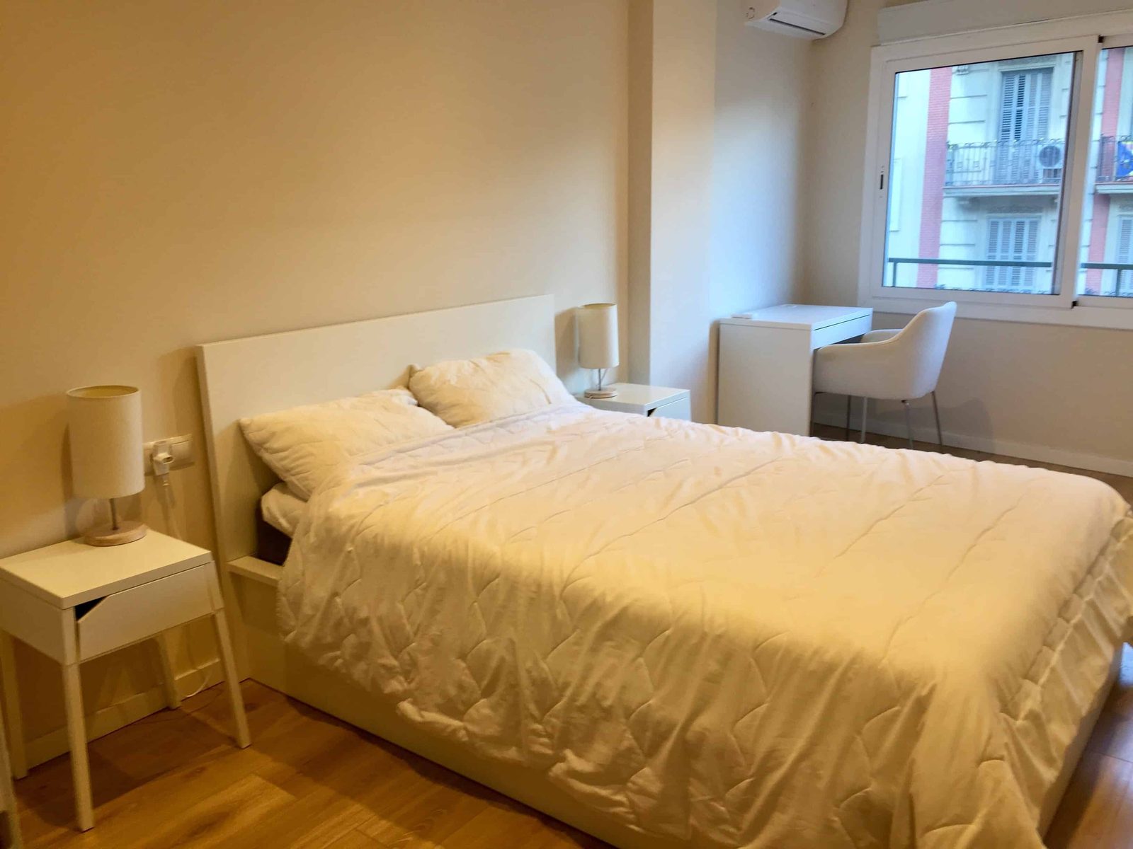 C/ De Rocafort 167 4-1 L'Eixample — student accommodation in Barcelona