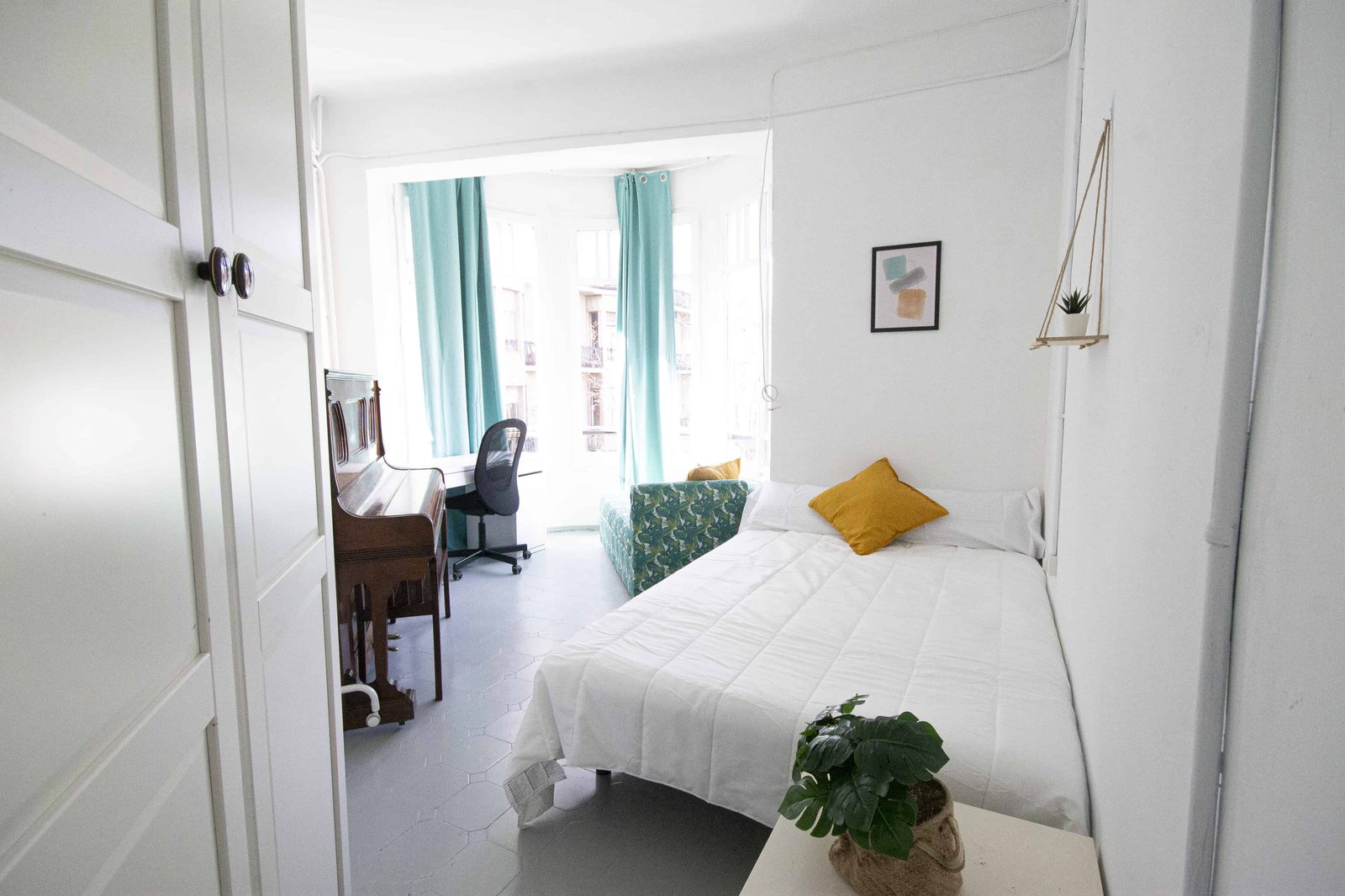 Gran Via De Les Corts Catalanes 470 1º L'Eixample — student accommodation in Barcelona