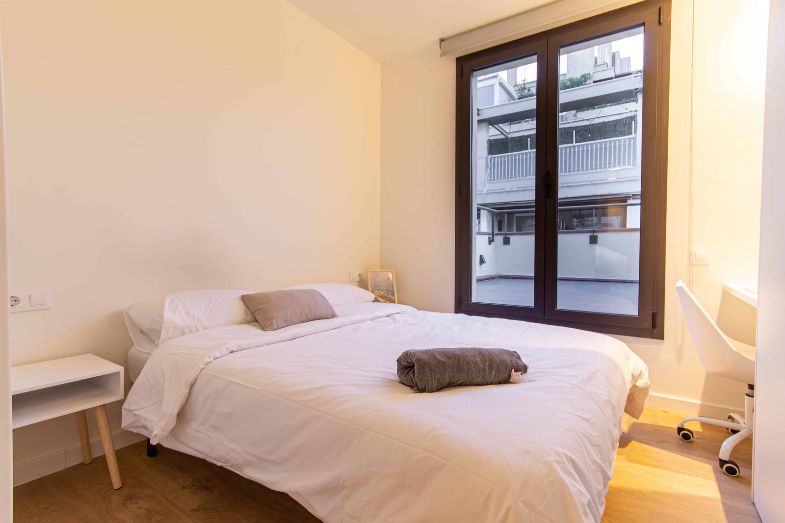 Carrer De Santa Peronella 13 4º Sarrià-Sant Gervasi — student accommodation in Barcelona