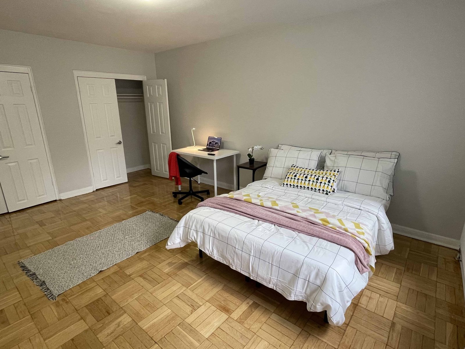 Heath Street — student accommodation in Toronto