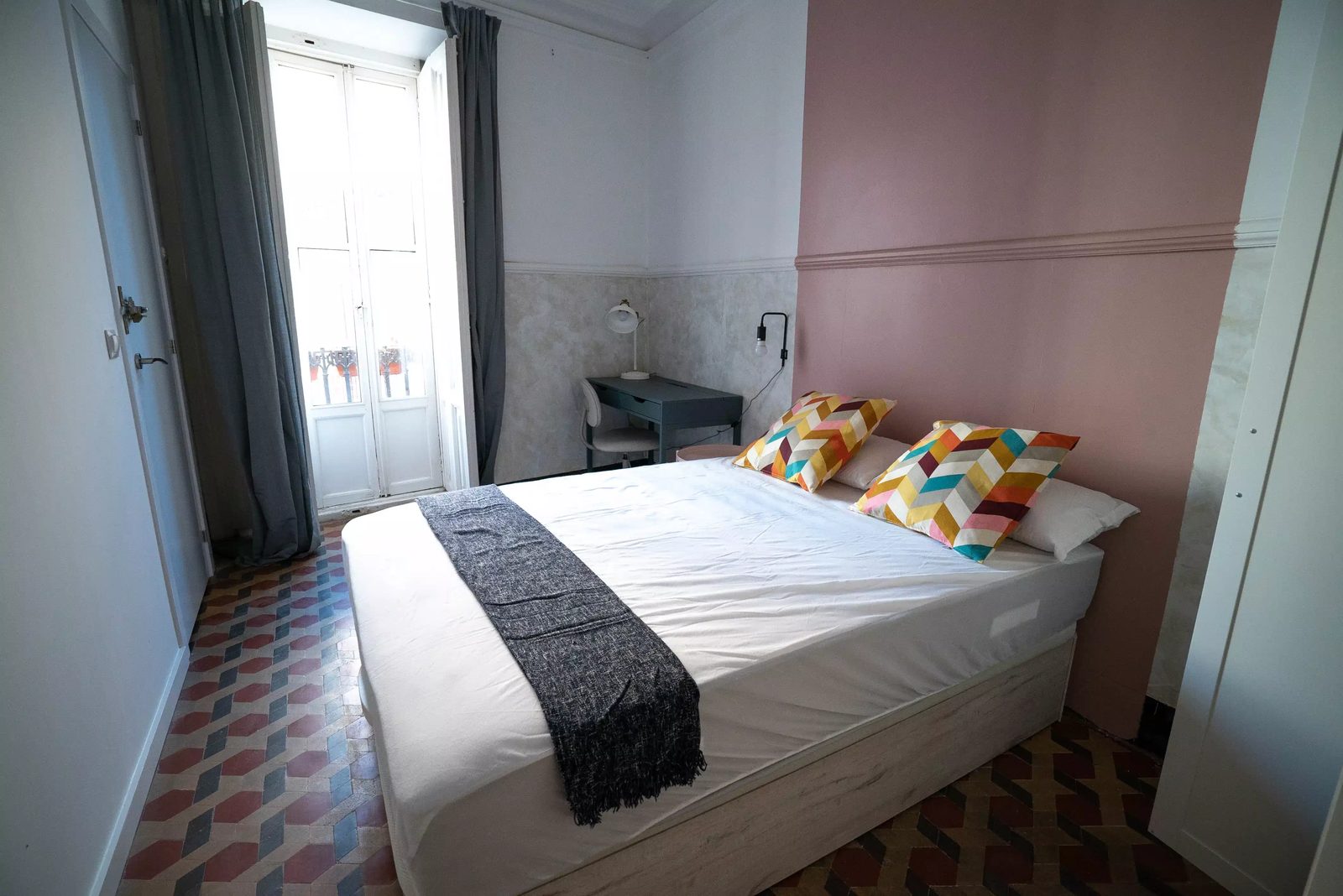 Almirante 2 — student accommodation in Valencia