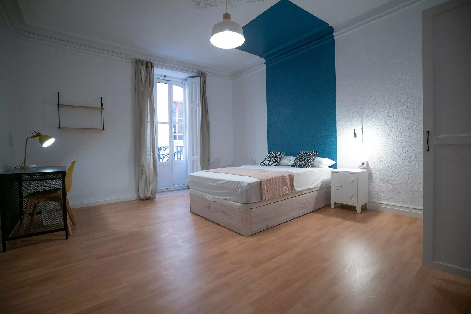 Almirante 1 — student accommodation in Valencia