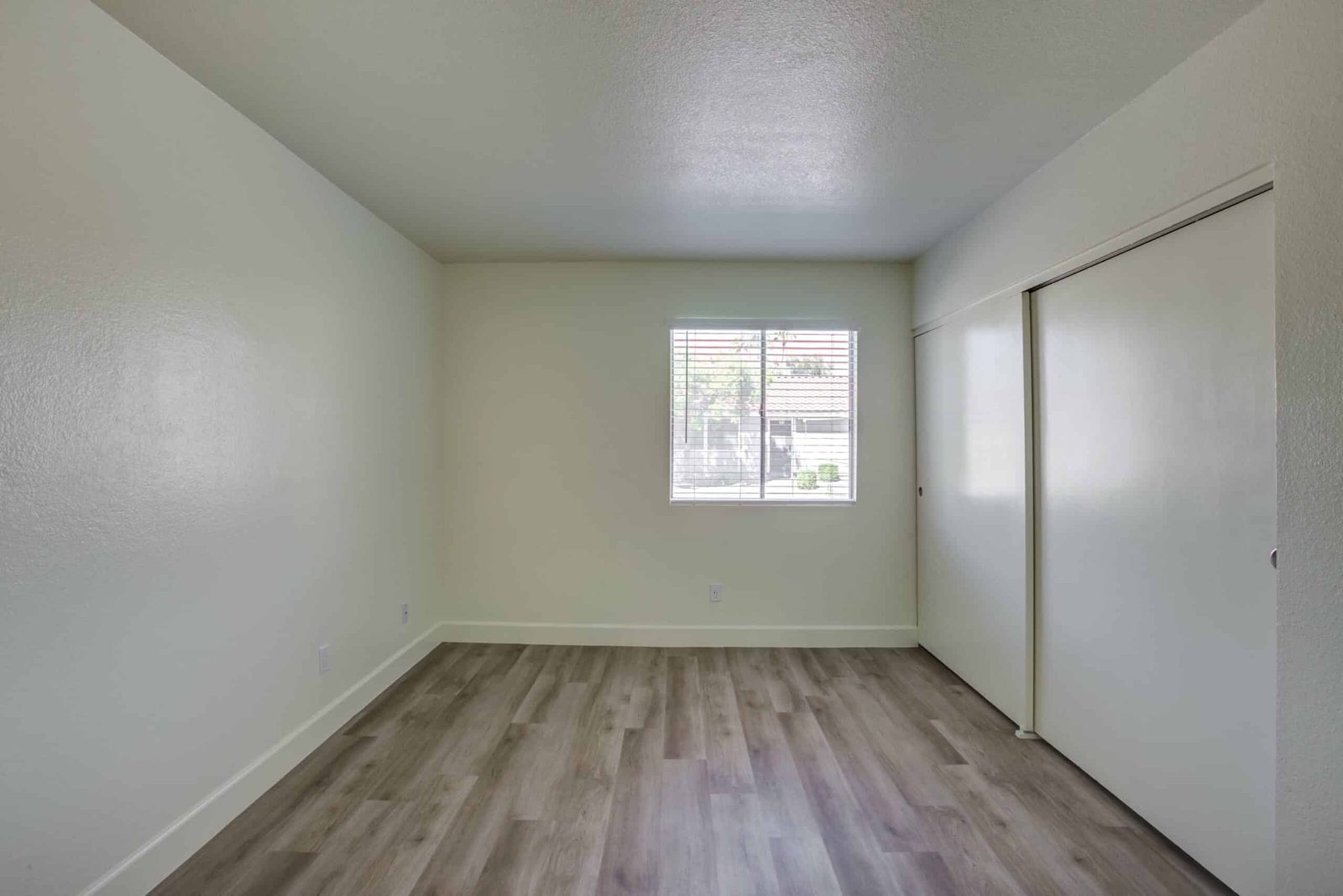 Desert Palm Village — student accommodation in Chandler