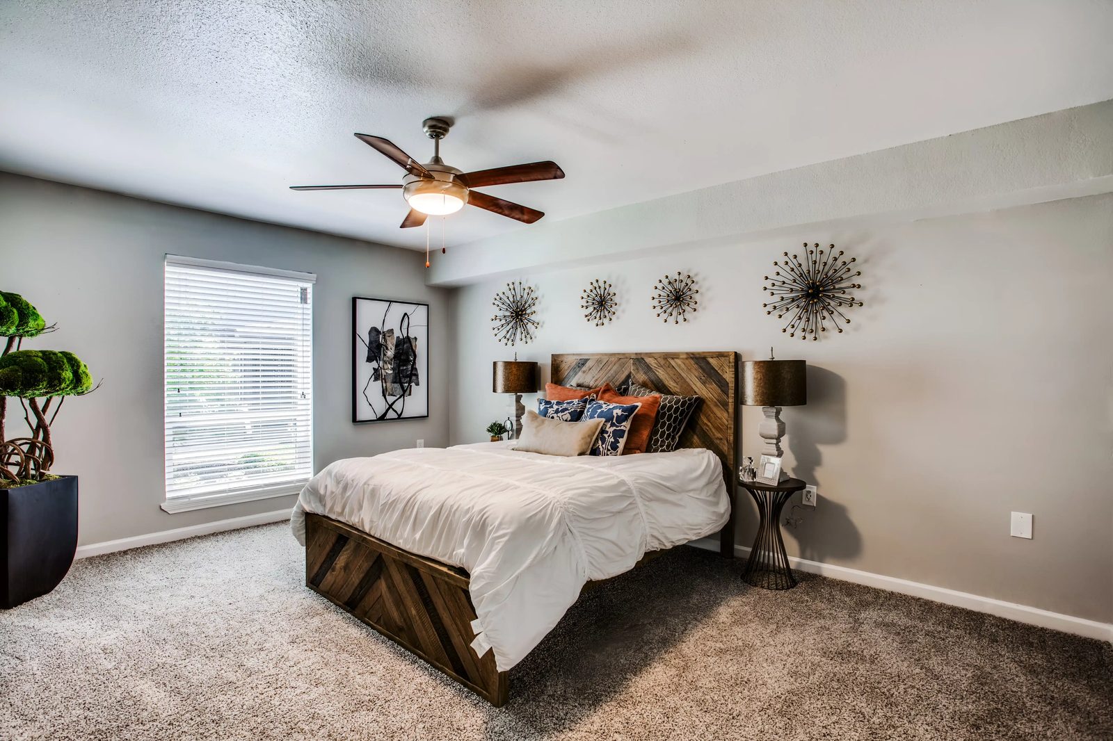 Weston Medical Center Apartments — student accommodation in Houston