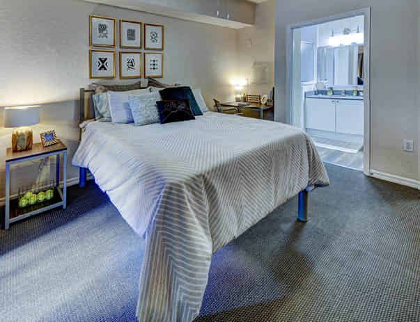 Avalon Heights — student accommodation in Tampa