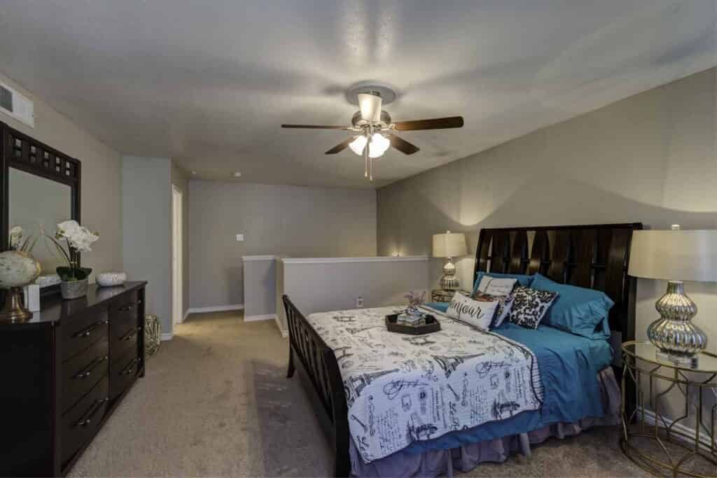The Falls At Clear Lake — student accommodation in Houston