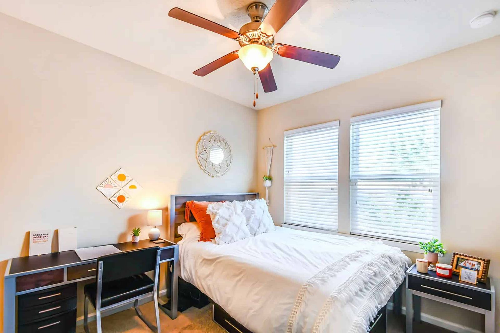 The Row on 3rd — student accommodation in Gainesville