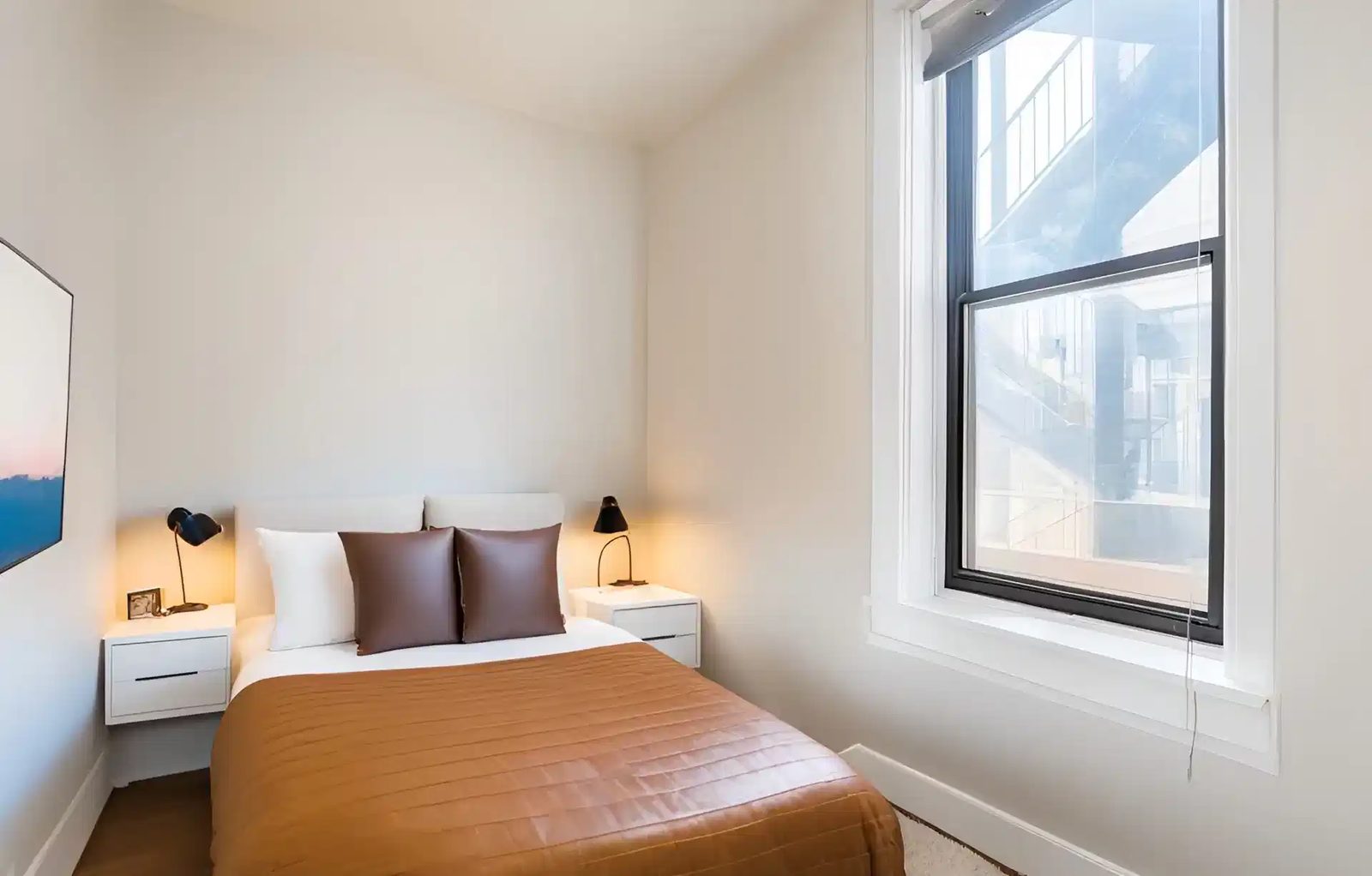 June Homes 60614 — student accommodation in Chicago