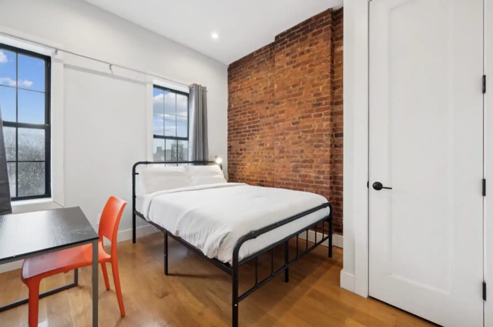 The Ridgewood Home — student accommodation in New York City