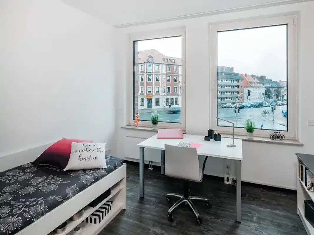 Yugo Leonis — student accommodation in Munster
