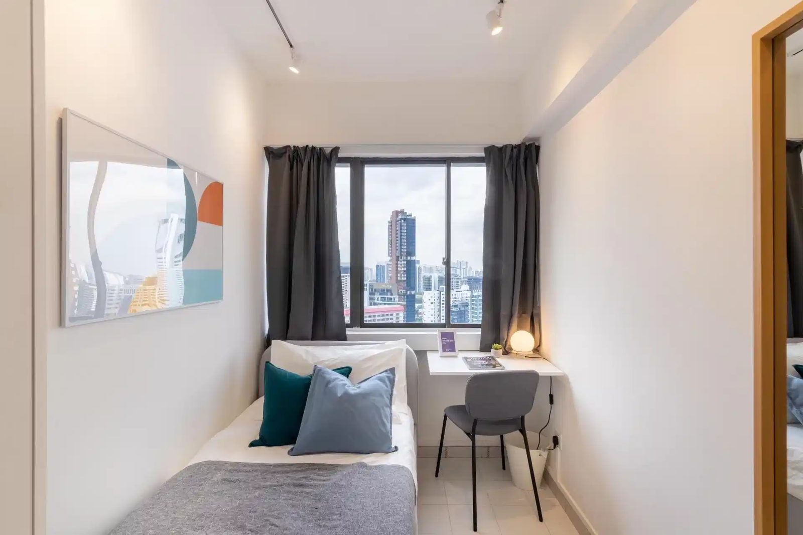 Lucky Plaza Apartment — student accommodation in Singapore, Singapore