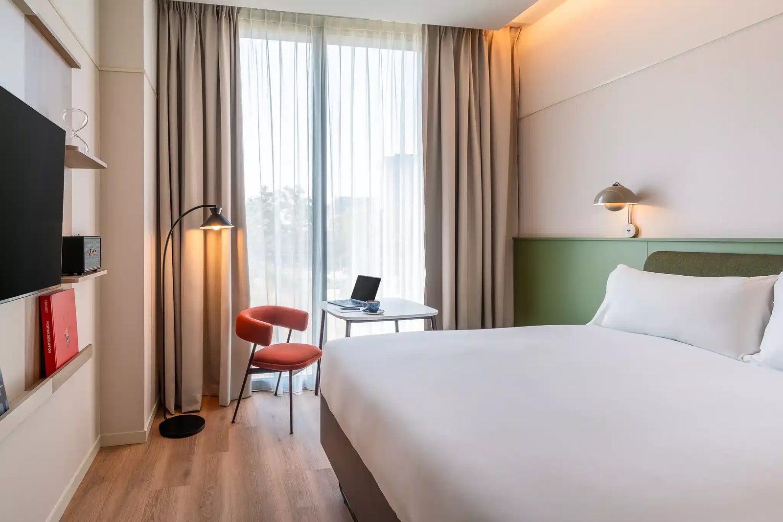 The Social Hub Barcelona Poblenou — student accommodation in Barcelona