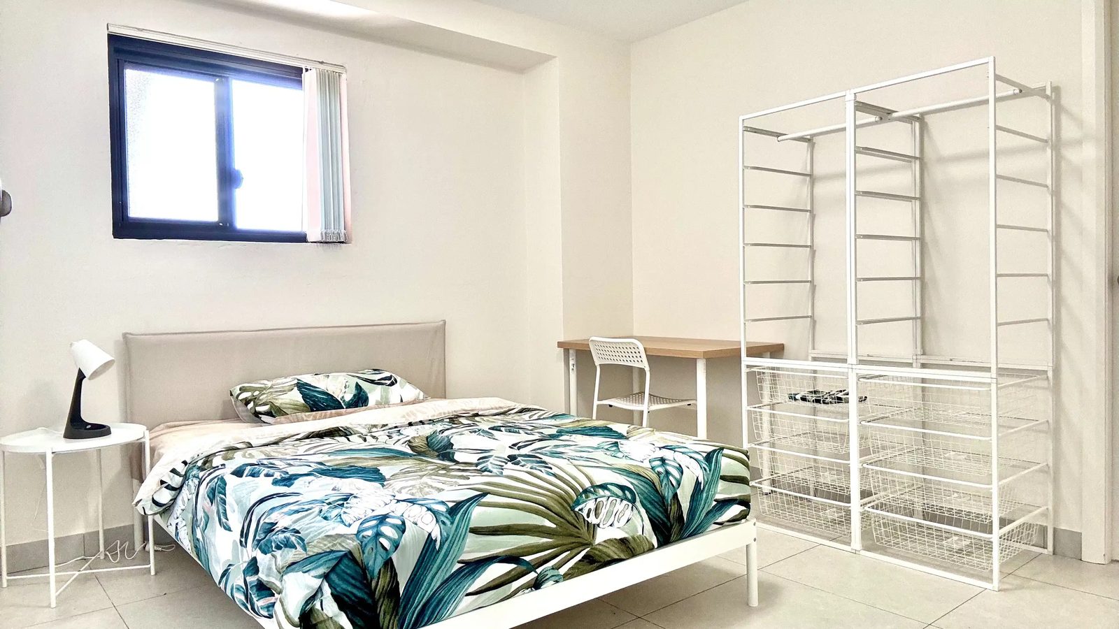 Room in a 7 Bedroom Apartment, Young St., Croydon — student accommodation in Sydney