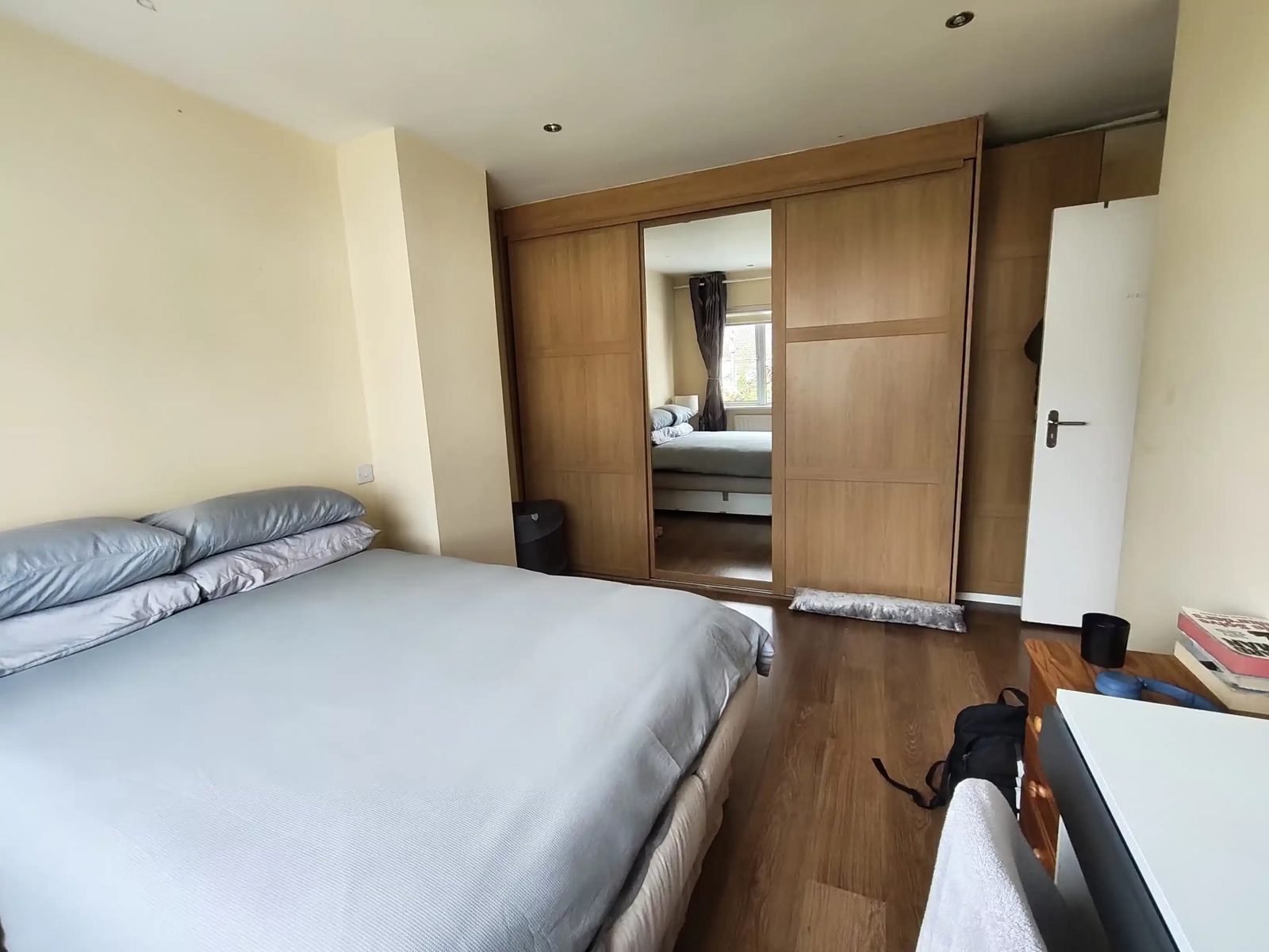 Room in a 7 Bedroom Apartment, 41 Ballinteer Crescent, Ballinteer — student accommodation in Dublin
