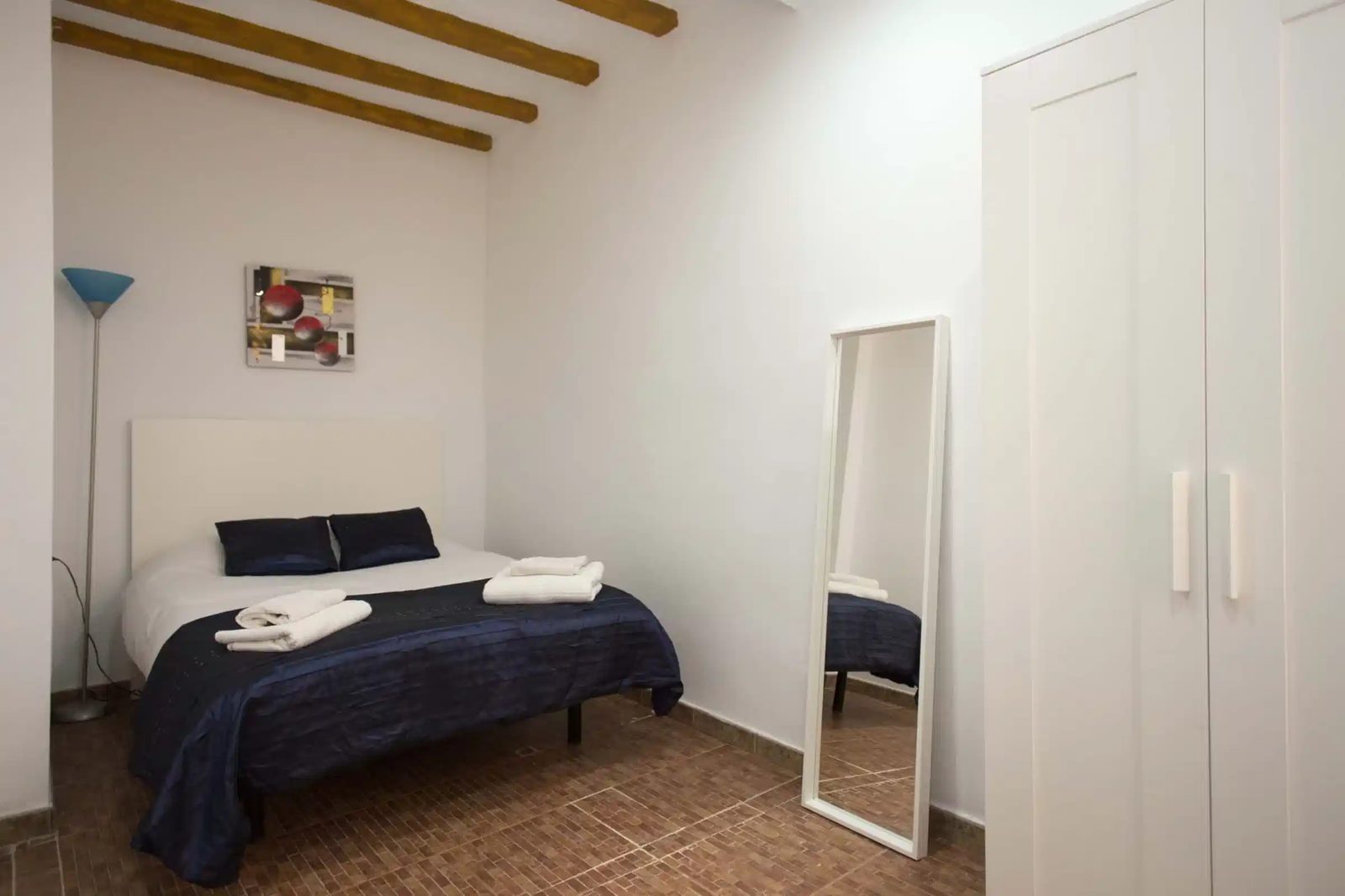 SPC 8003 — student accommodation in Barcelona