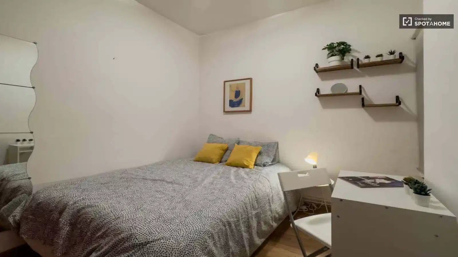 SPC 8015 — student accommodation in Barcelona