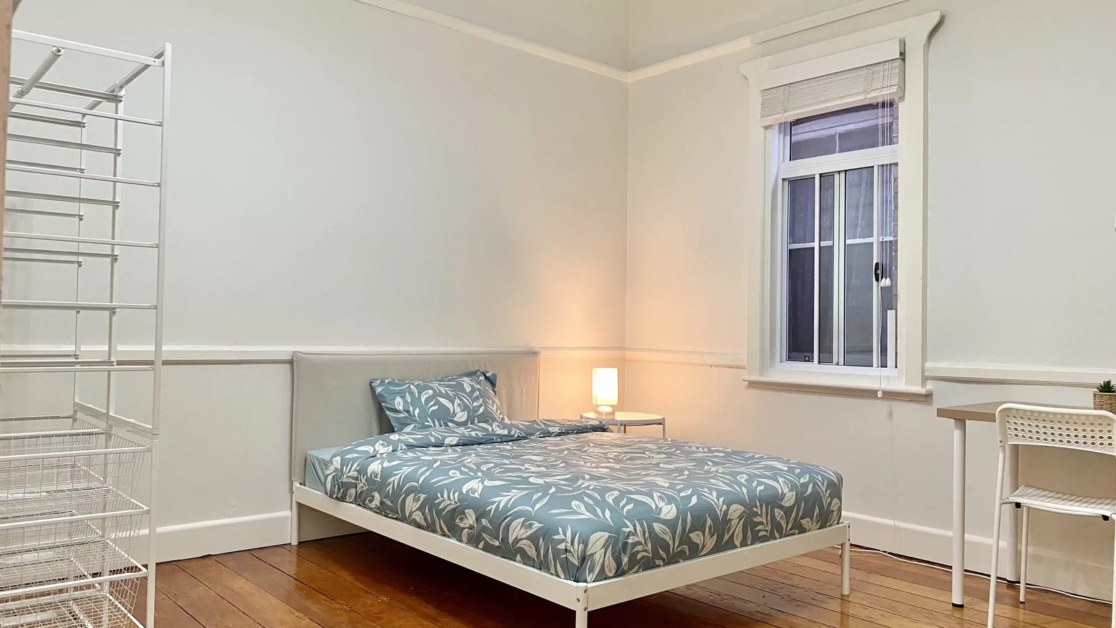 Room in a 5 Bedroom Apartment, Warialda St., Kogarah — student accommodation in Sydney