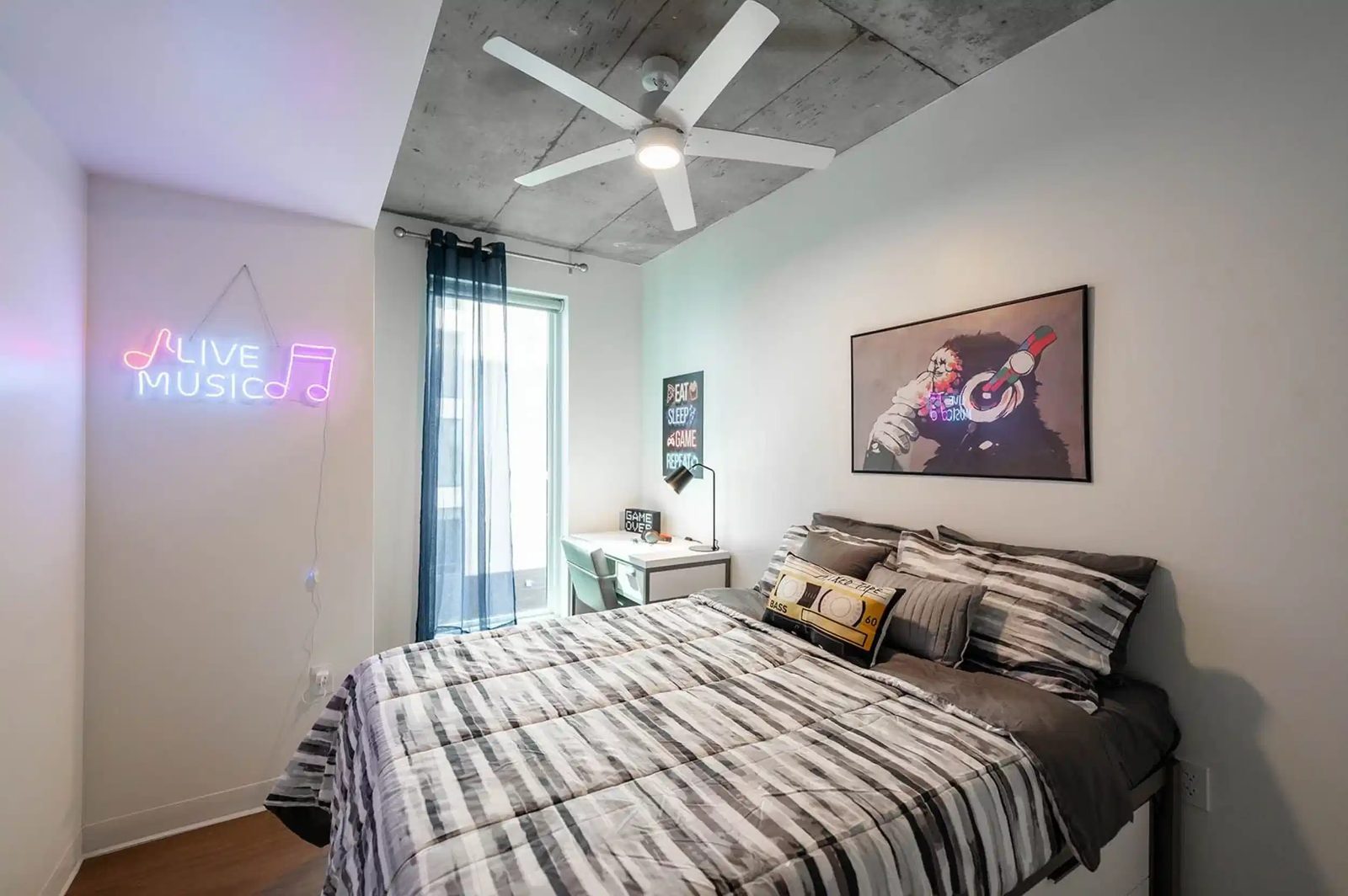 Ari on Fourth — student accommodation in Tucson
