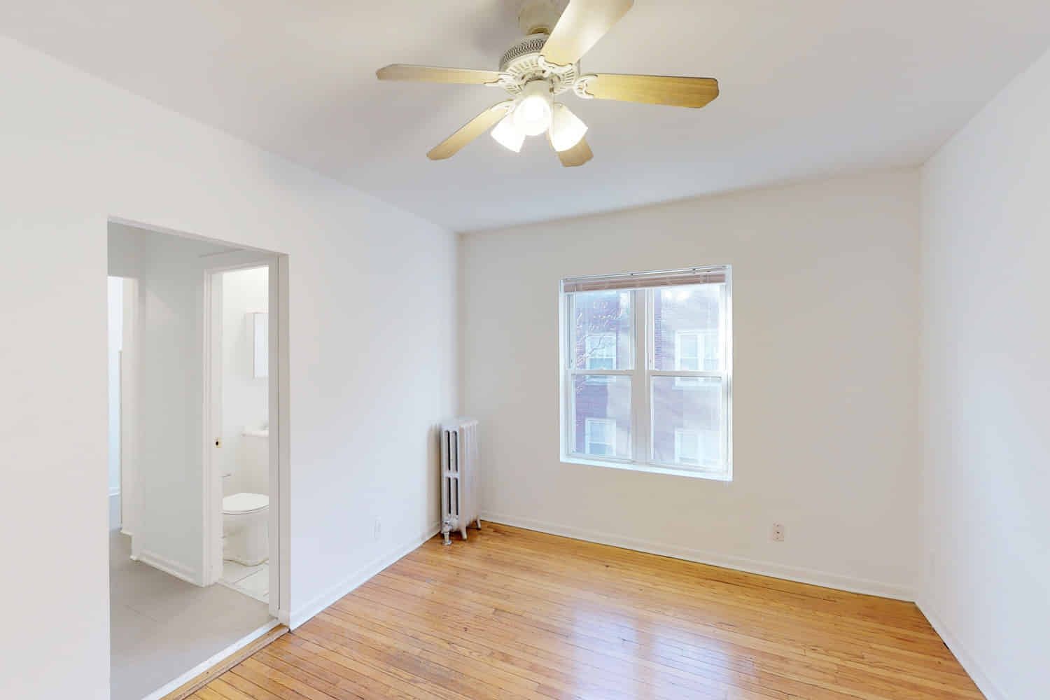 4721 S. Ellis Avenue — student accommodation in Chicago