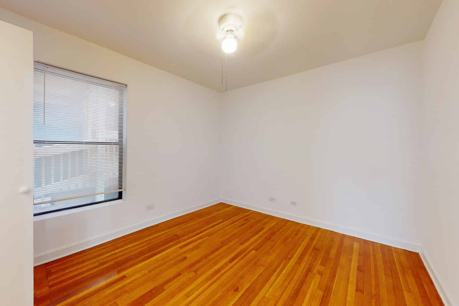 5500 S. Cornell Avenue — student accommodation in Chicago