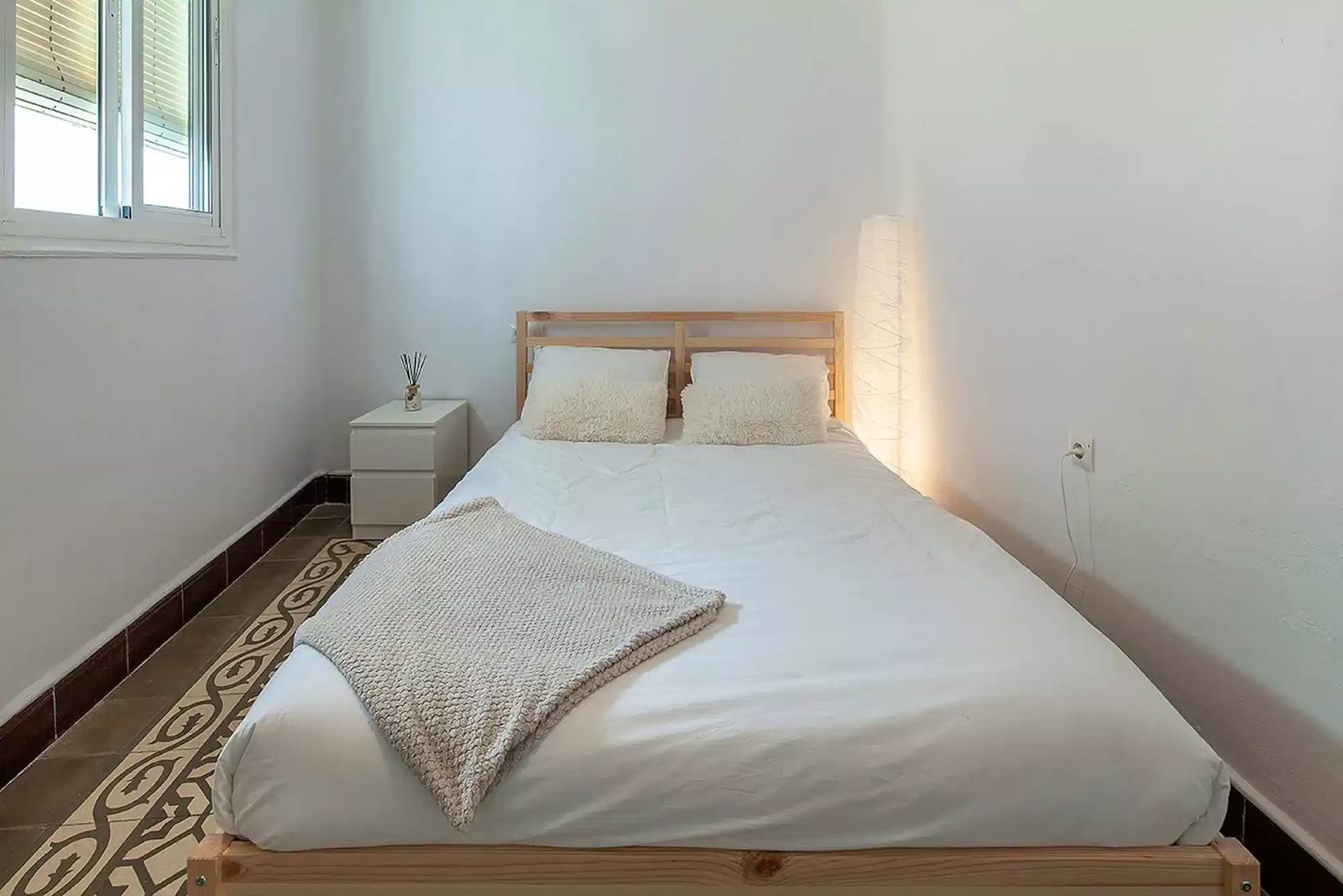 SPC 41003 — student accommodation in Seville