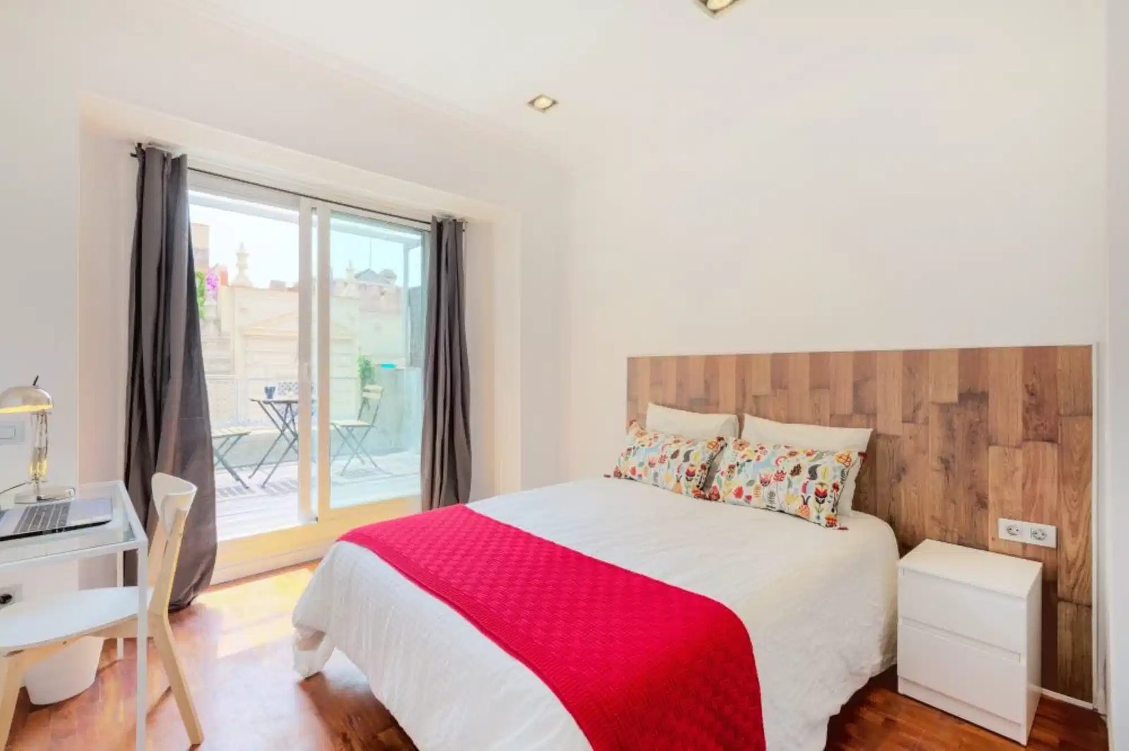 SPC 8022 — student accommodation in Barcelona