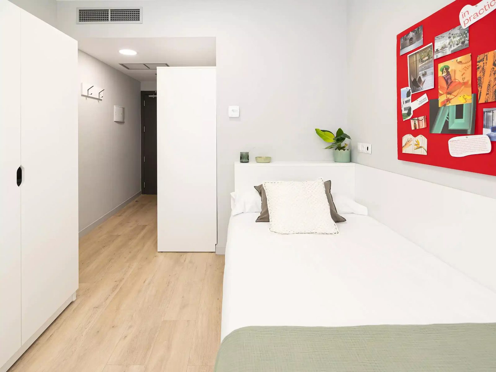 Yugo Emilia Pardo Bazán — student accommodation in Getafe