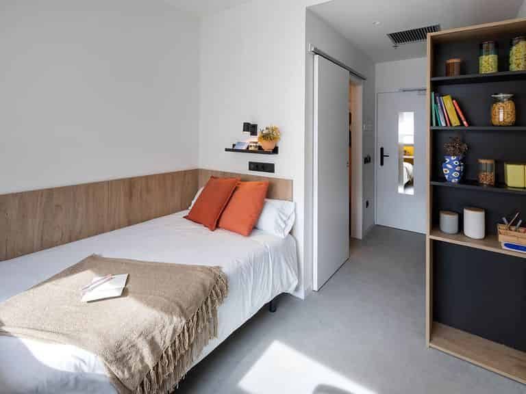 Yugo Bermejales — student accommodation in Seville