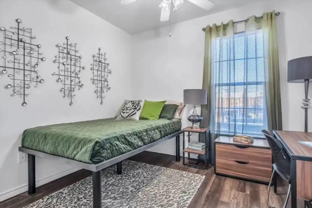 Rendezvous — student accommodation in Edmond