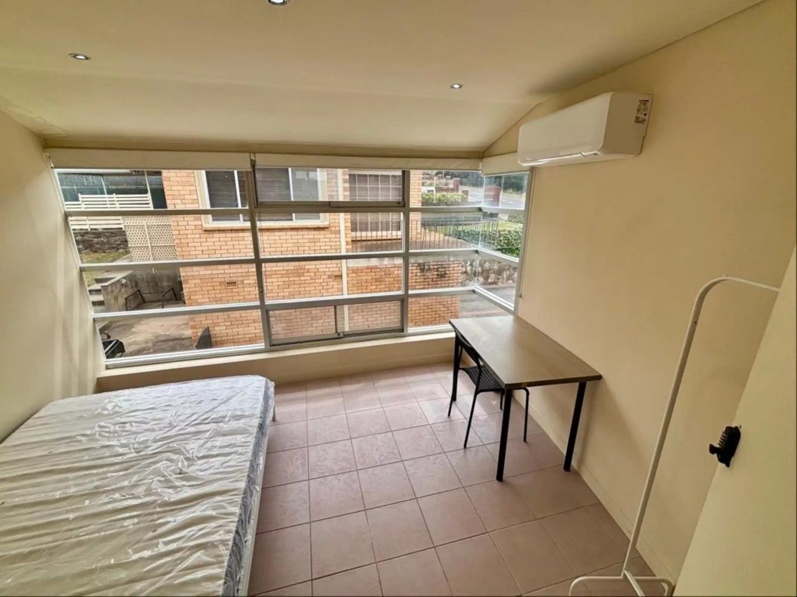 Room in a 4 Bedroom Apartment, 29 Brookvale Rd, Windsor Gardens — student accommodation in Adelaide