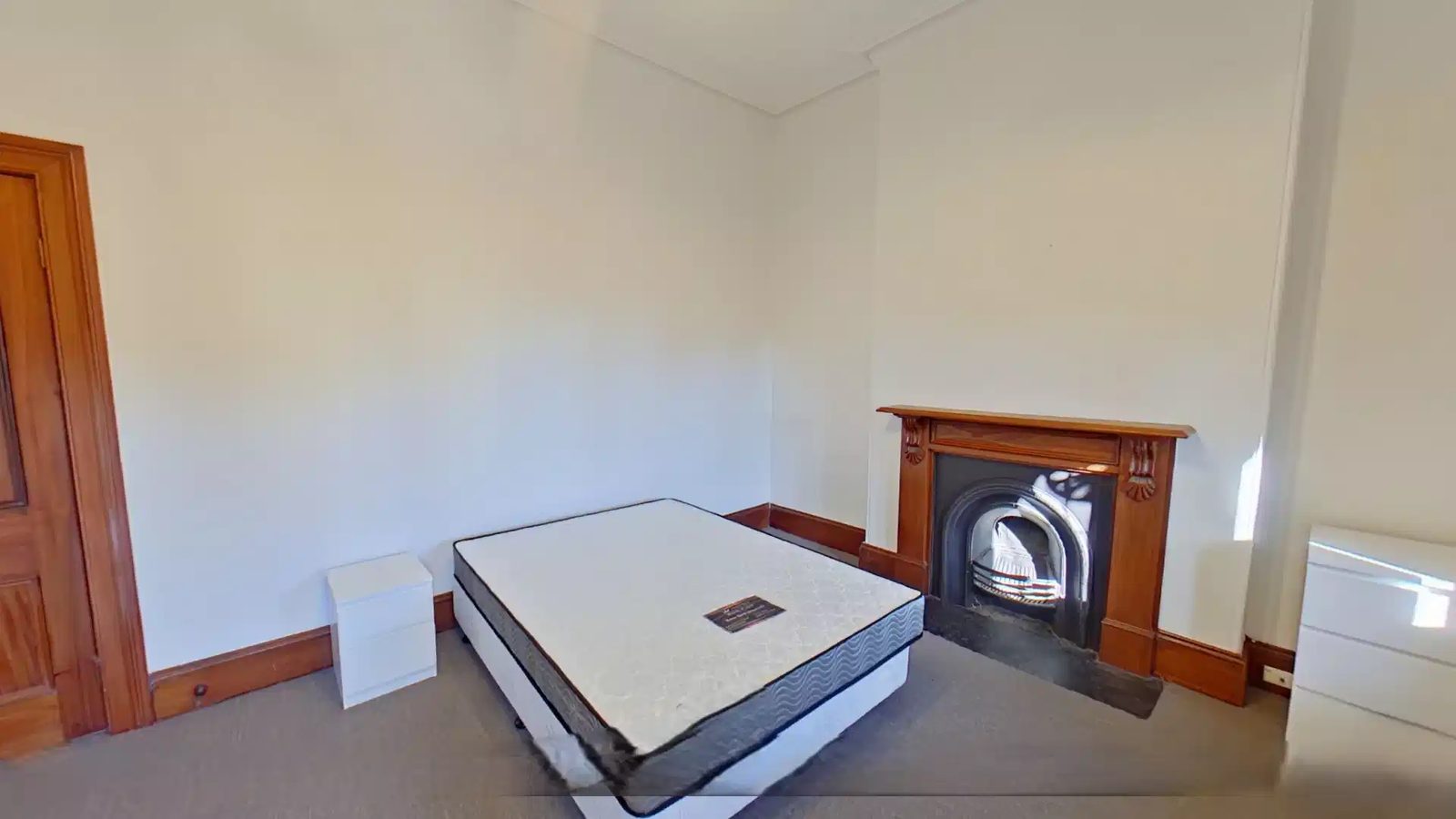 Room in a 8 Bedroom Apartment, 11 George St, Redfern — student accommodation in Sydney