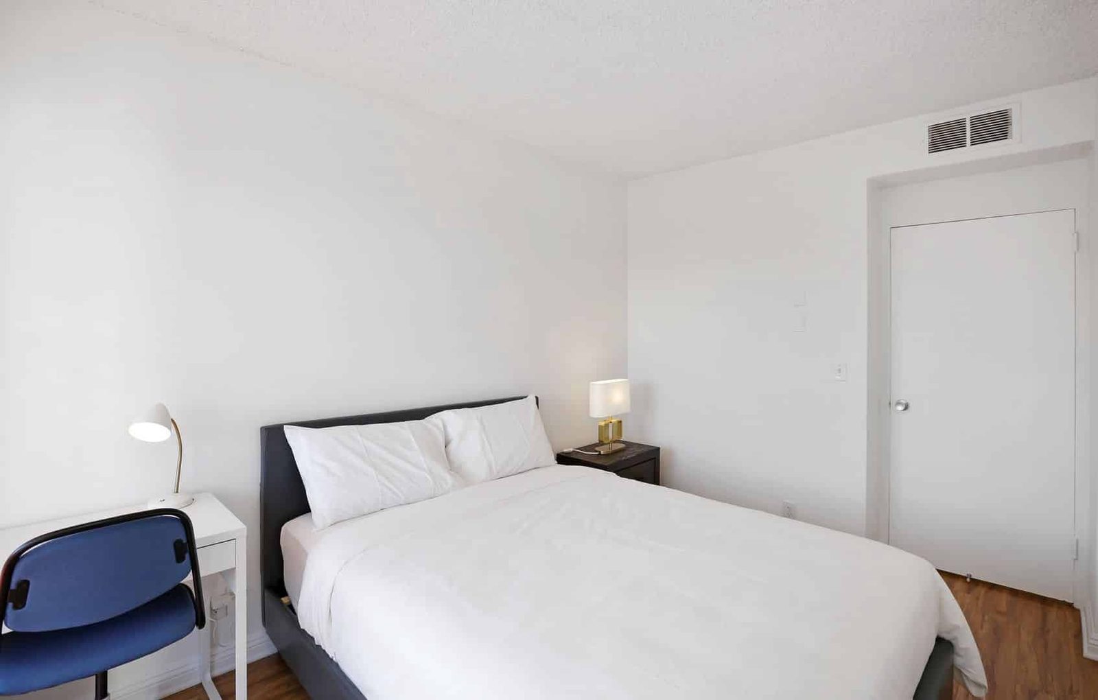 928 S. Broadway — student accommodation in Los Angeles