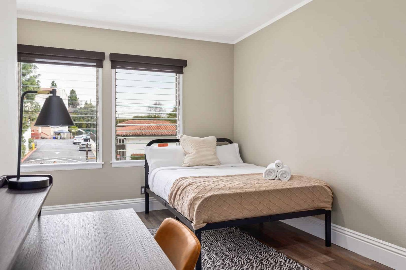 1515 Selby Avenue — student accommodation in Los Angeles