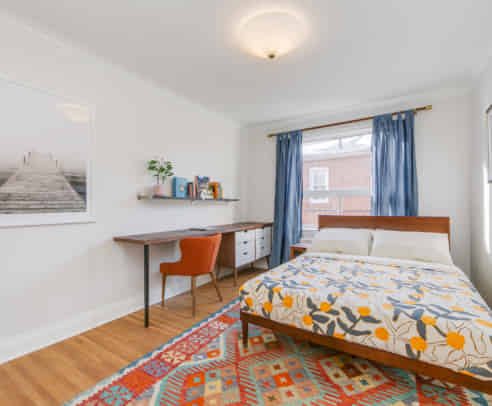 Dream House Markdale — student accommodation in Toronto