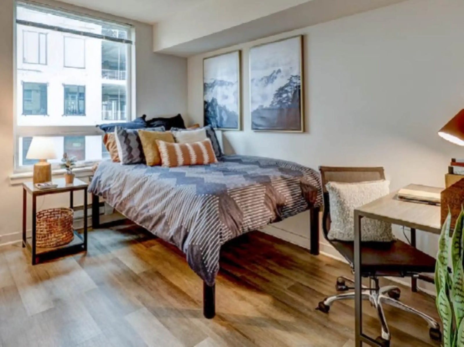 Twelve At U District — student accommodation in Seattle