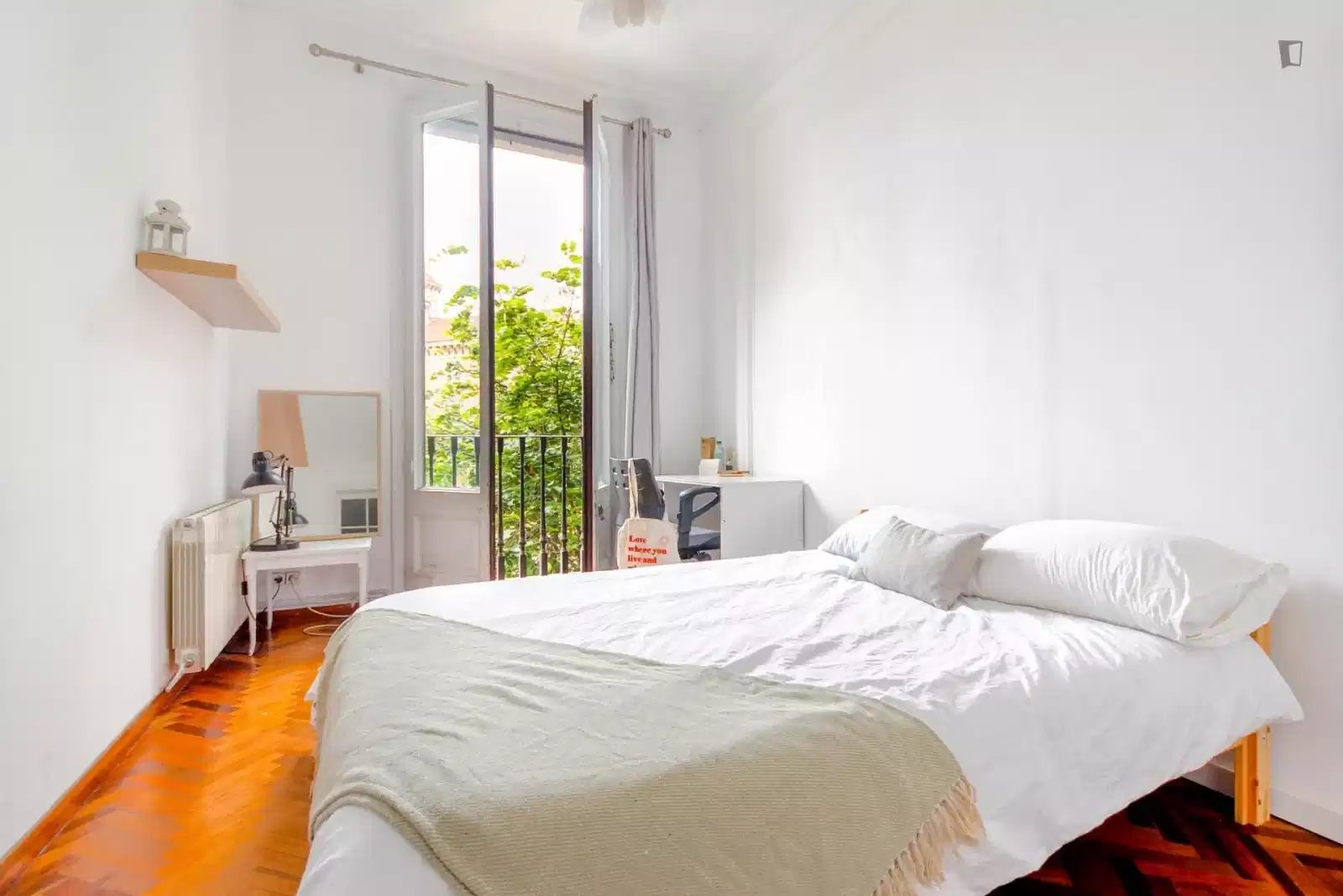 UNP 08007 — student accommodation in Barcelona