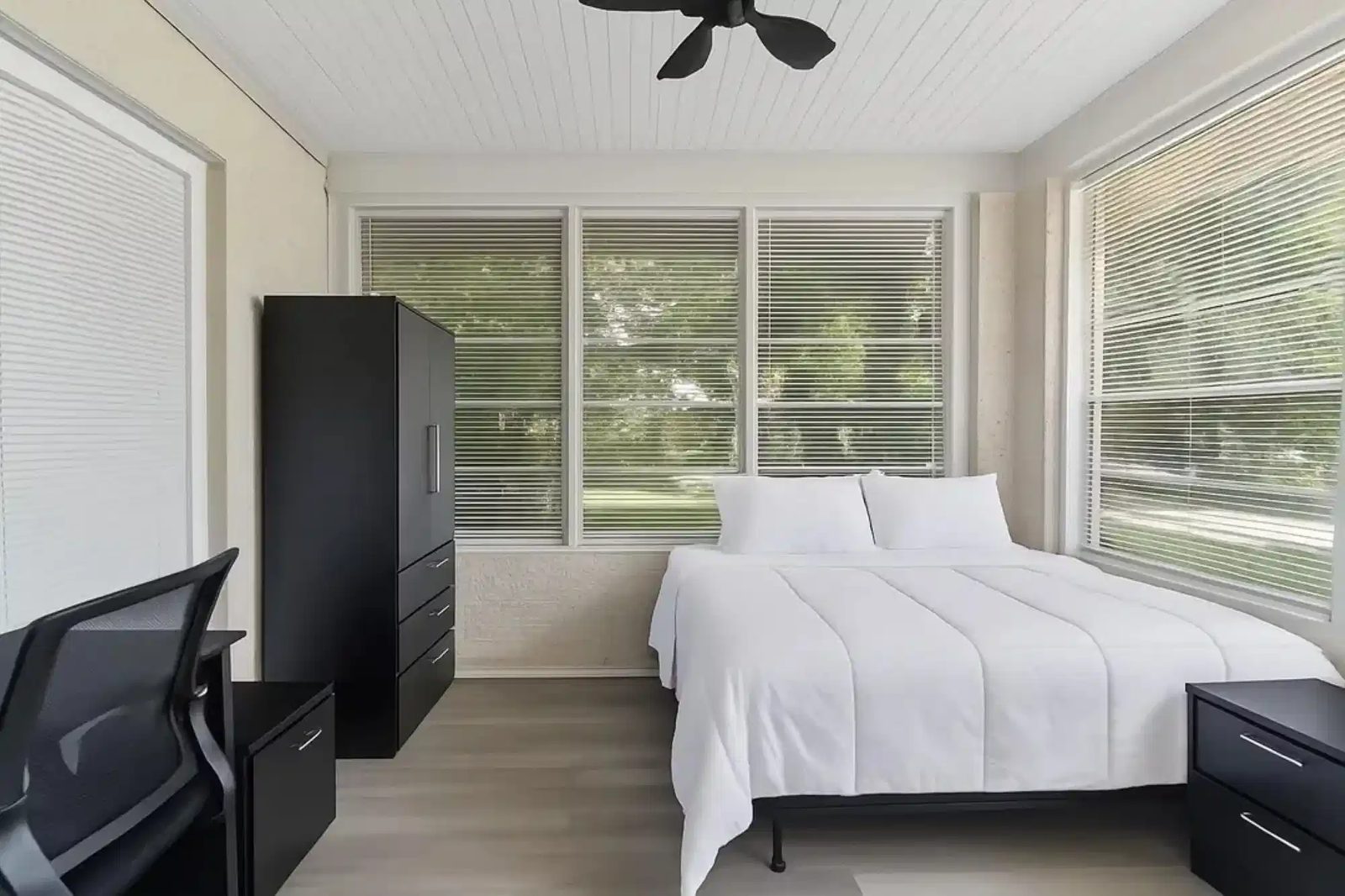 PDP 32206 — student accommodation in Jacksonville