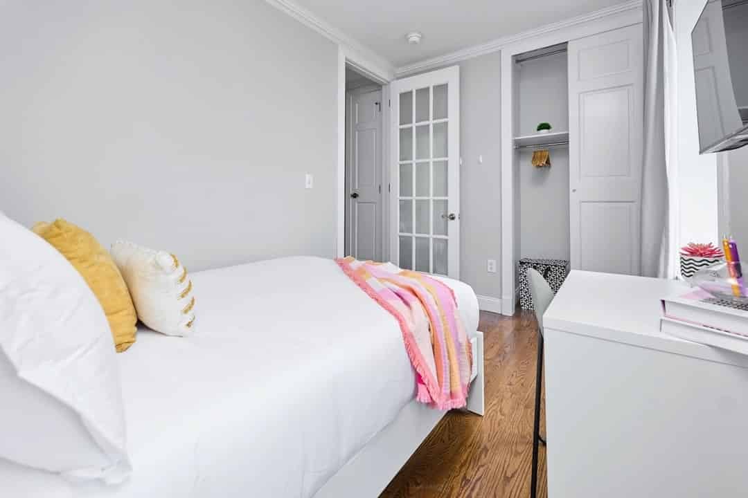 326 E 100th St — student accommodation in New York City