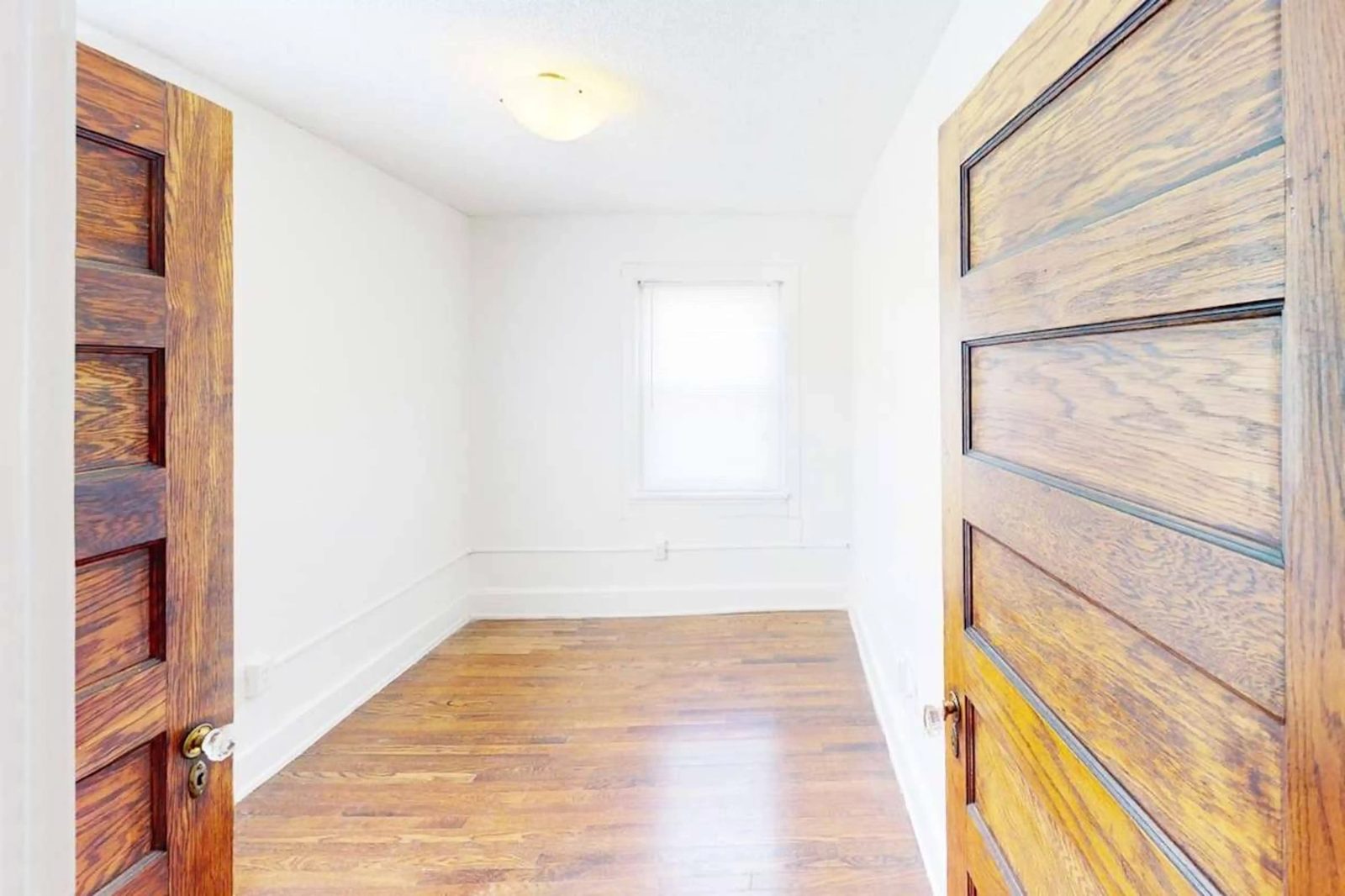 Raleigh Arms — student accommodation in Kansas City