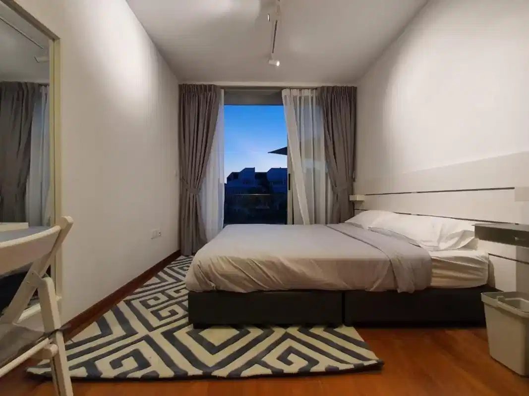 3 Charlton Residences — student accommodation in Singapore, Singapore