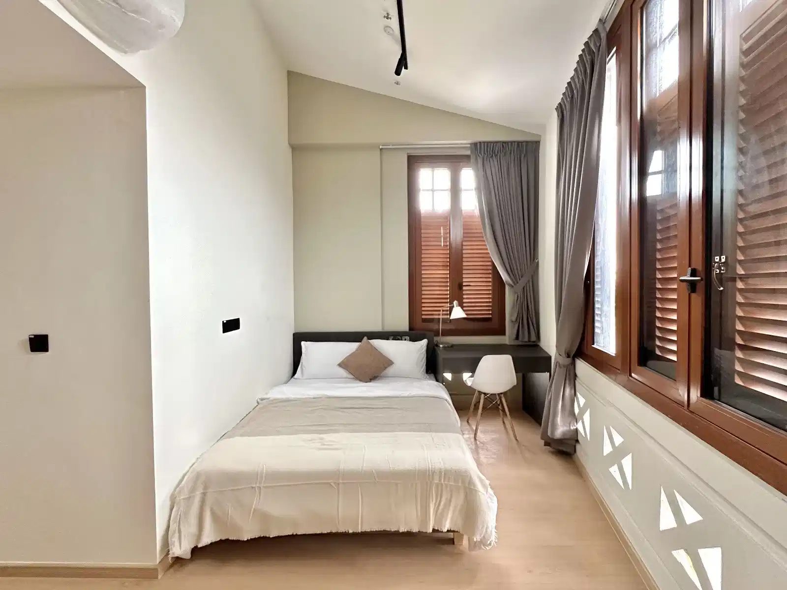 272 East Coast — student accommodation in Singapore, Singapore