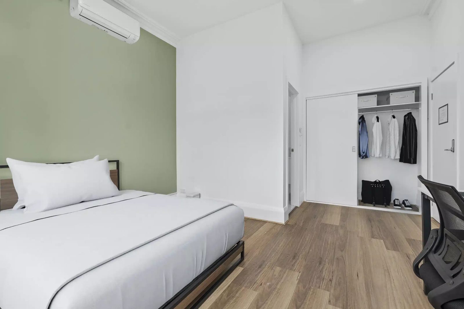 Rooming Houses, 73 Kambrook Road, Caulfield North — student accommodation in Melbourne