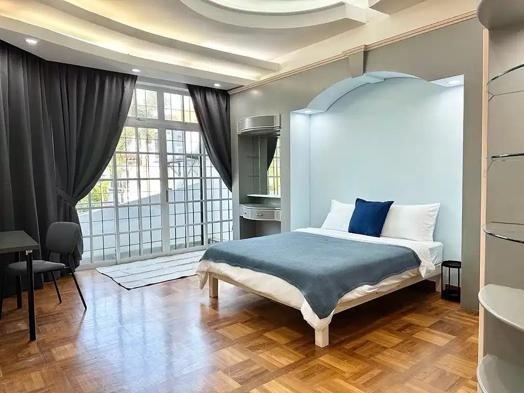 Room in a 3 Bedroom Apartment, 126 Jalan Langgar Bedok — student accommodation in Singapore, Singapore